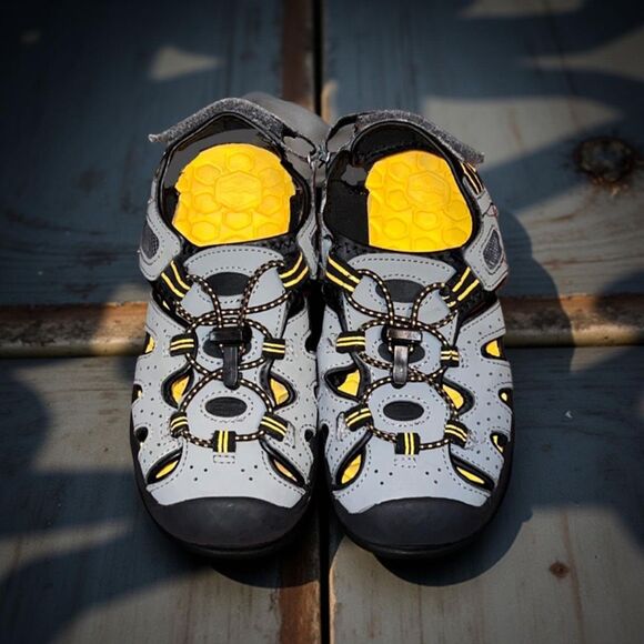 Khombu Boys Kyle 1182623 Gray Waterproof Drawstring Hiking Sandals Size 2 - Picture 1 of 8